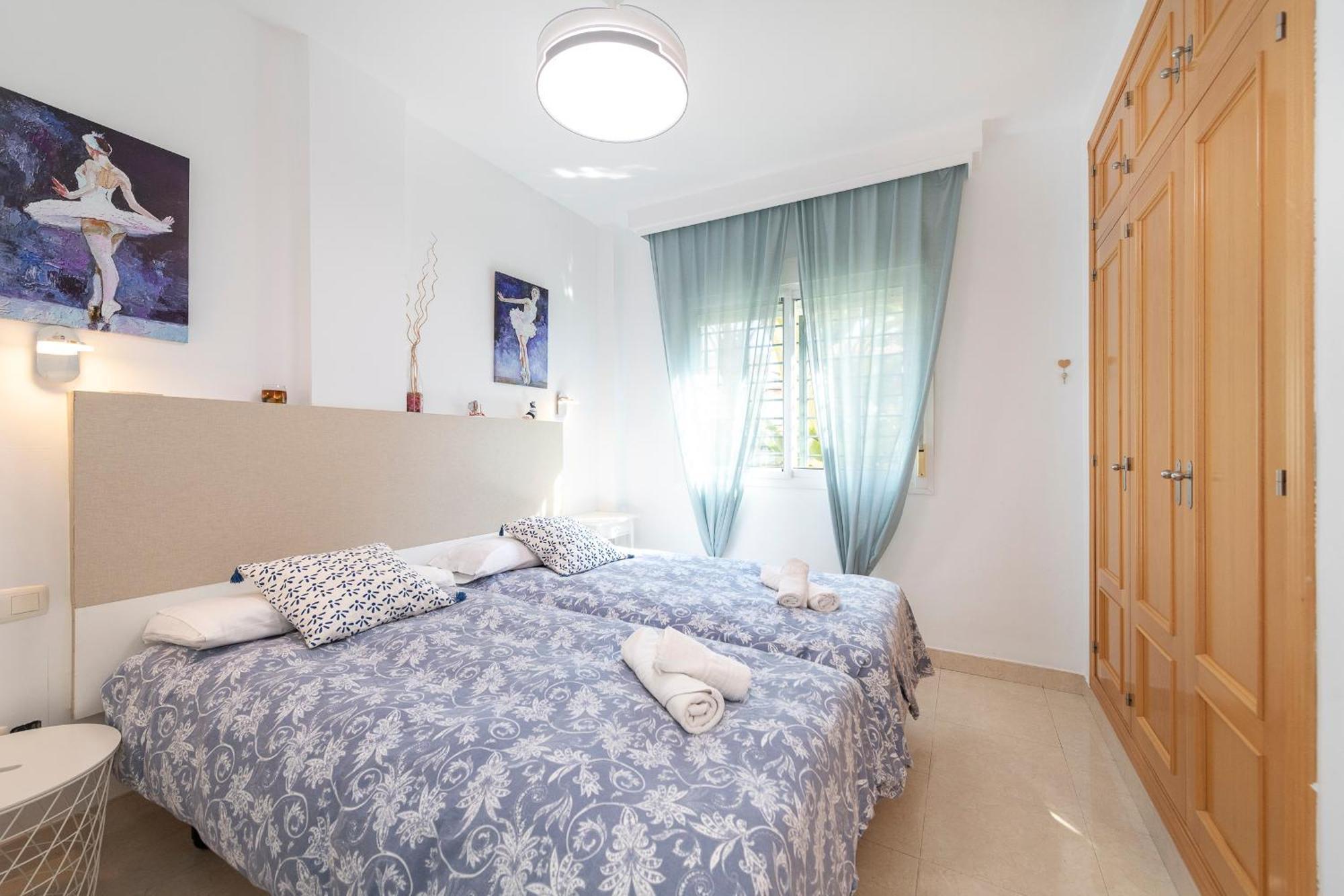 Apartamento Anoreta 113 トレ・デ・ベナガルボン エクステリア 写真